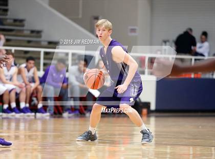 Thumbnail 2 in Ridge Point vs. Angleton (McDonald's Texas Invitational) photogallery.