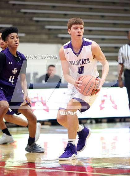 Thumbnail 1 in Ridge Point vs. Angleton (McDonald's Texas Invitational) photogallery.