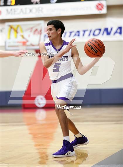 Thumbnail 2 in Ridge Point vs. Angleton (McDonald's Texas Invitational) photogallery.