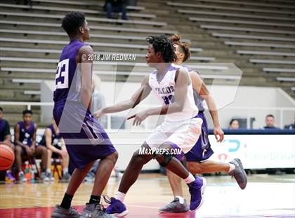 Thumbnail 1 in Ridge Point vs. Angleton (McDonald's Texas Invitational) photogallery.