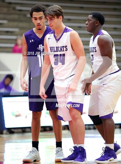 Thumbnail 2 in Ridge Point vs. Angleton (McDonald's Texas Invitational) photogallery.