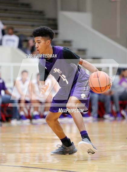 Thumbnail 2 in Ridge Point vs. Angleton (McDonald's Texas Invitational) photogallery.