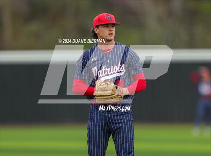 Thumbnail 2 in Blessed Trinity vs. Lewisburg photogallery.