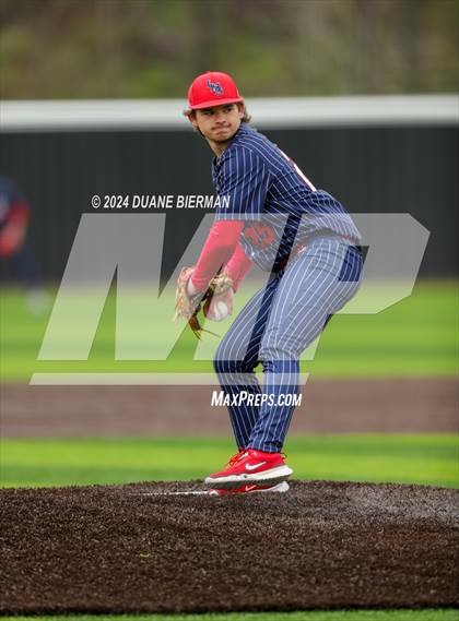 Thumbnail 2 in Blessed Trinity vs. Lewisburg photogallery.