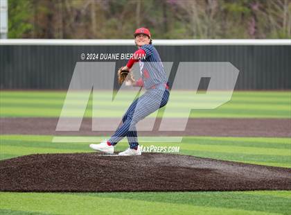 Thumbnail 2 in Blessed Trinity vs. Lewisburg photogallery.