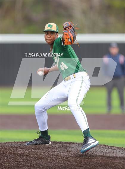 Thumbnail 1 in Blessed Trinity vs. Lewisburg photogallery.