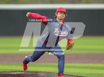 Thumbnail 3 in Blessed Trinity vs. Lewisburg photogallery.