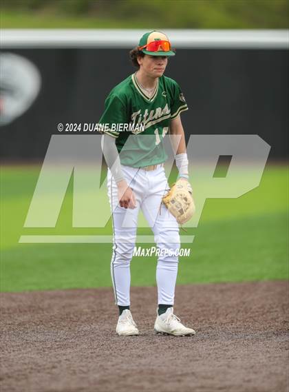 Thumbnail 2 in Blessed Trinity vs. Lewisburg photogallery.