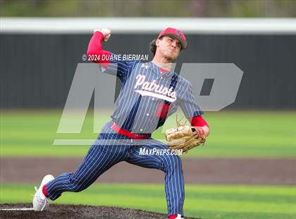 Thumbnail 2 in Blessed Trinity vs. Lewisburg photogallery.