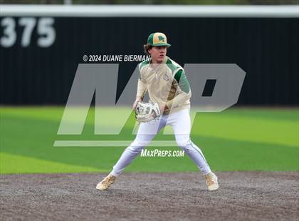 Thumbnail 3 in Blessed Trinity vs. Lewisburg photogallery.