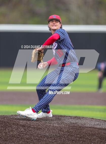 Thumbnail 3 in Blessed Trinity vs. Lewisburg photogallery.