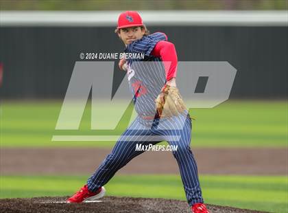 Thumbnail 2 in Blessed Trinity vs. Lewisburg photogallery.