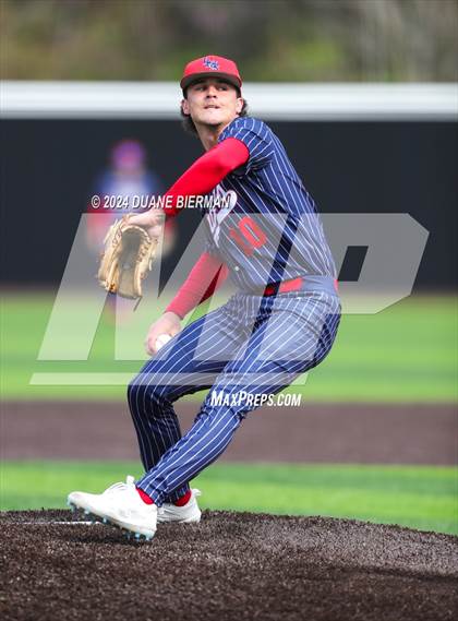 Thumbnail 1 in Blessed Trinity vs. Lewisburg photogallery.