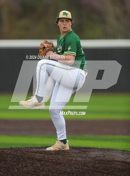 Thumbnail 2 in Blessed Trinity vs. Lewisburg photogallery.