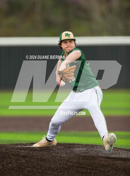 Thumbnail 2 in Blessed Trinity vs. Lewisburg photogallery.