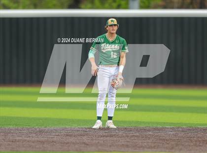 Thumbnail 2 in Blessed Trinity vs. Lewisburg photogallery.