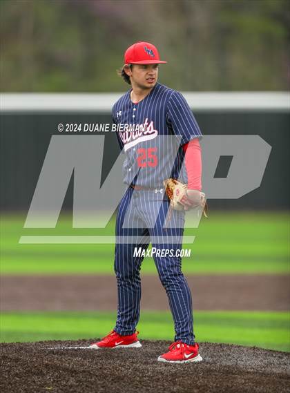 Thumbnail 2 in Blessed Trinity vs. Lewisburg photogallery.