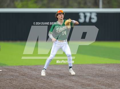 Thumbnail 3 in Blessed Trinity vs. Lewisburg photogallery.
