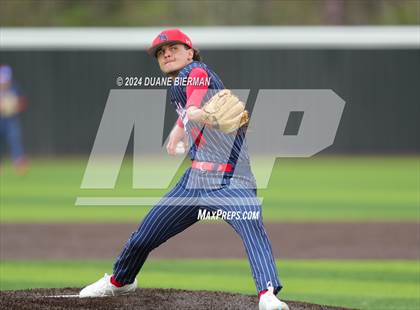 Thumbnail 3 in Blessed Trinity vs. Lewisburg photogallery.
