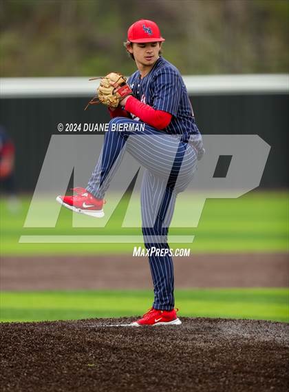 Thumbnail 3 in Blessed Trinity vs. Lewisburg photogallery.