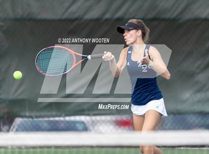 Thumbnail 1 in Hendersonville vs Raleigh Charter (NCHSAA 2A Dual Team State Championship) photogallery.