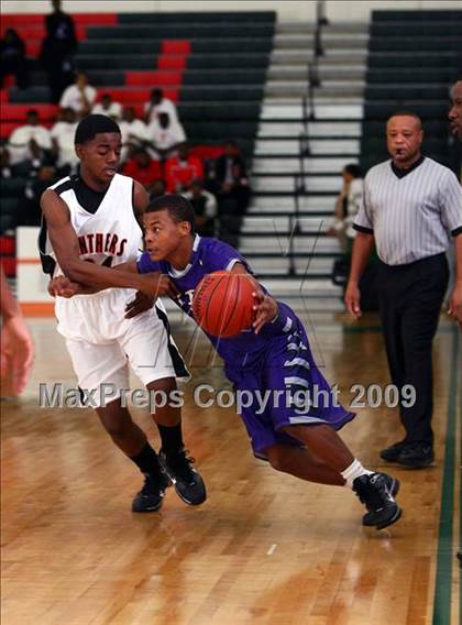 Thumbnail 1 in St. Pius X vs. Johnson (Texas Jamboree) photogallery.