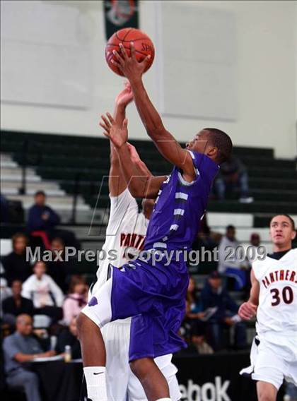 Thumbnail 1 in St. Pius X vs. Johnson (Texas Jamboree) photogallery.