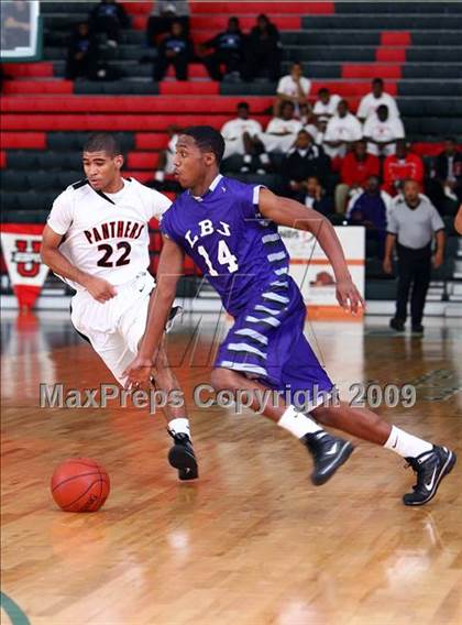 Thumbnail 2 in St. Pius X vs. Johnson (Texas Jamboree) photogallery.