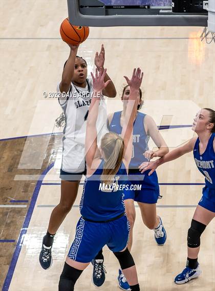 Thumbnail 3 in Fremont vs. Sierra Canyon (Utah Holiday Hoopfest) photogallery.