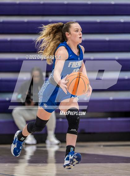 Thumbnail 1 in Fremont vs. Sierra Canyon (Utah Holiday Hoopfest) photogallery.