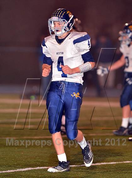 Thumbnail 2 in Weston vs. Berlin (CIAC Class M Semifinal) photogallery.