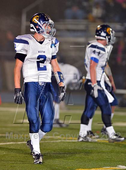 Thumbnail 3 in Weston vs. Berlin (CIAC Class M Semifinal) photogallery.