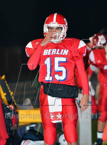 Thumbnail 1 in Weston vs. Berlin (CIAC Class M Semifinal) photogallery.