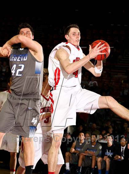 Thumbnail 3 in Fairview vs. Legend (CHSAA 5A Great 8) photogallery.
