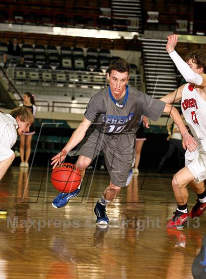 Thumbnail 3 in Fairview vs. Legend (CHSAA 5A Great 8) photogallery.