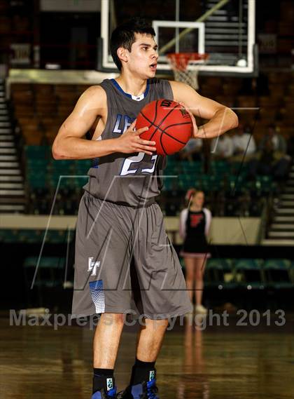 Thumbnail 2 in Fairview vs. Legend (CHSAA 5A Great 8) photogallery.