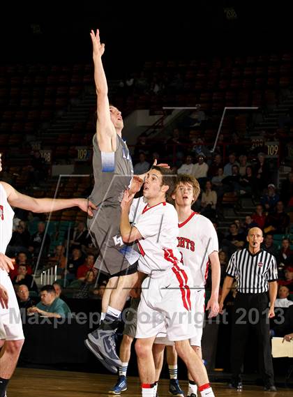Thumbnail 3 in Fairview vs. Legend (CHSAA 5A Great 8) photogallery.
