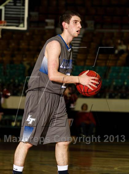 Thumbnail 2 in Fairview vs. Legend (CHSAA 5A Great 8) photogallery.