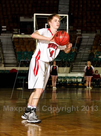Thumbnail 2 in Fairview vs. Legend (CHSAA 5A Great 8) photogallery.