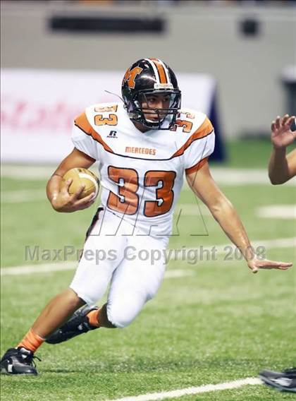 Thumbnail 2 in Mercedes vs. Calhoun (Texas Football Classic) photogallery.