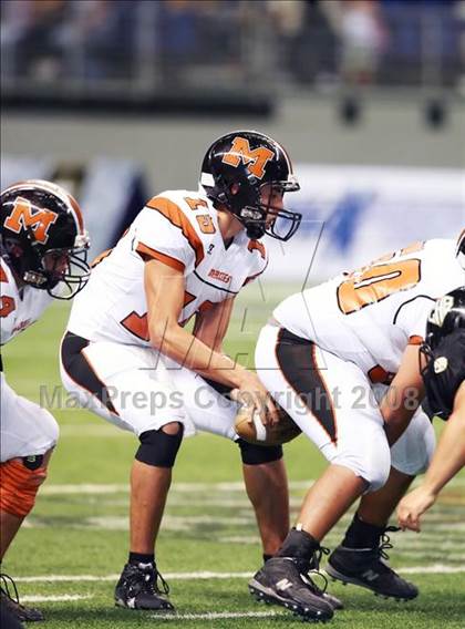 Thumbnail 1 in Mercedes vs. Calhoun (Texas Football Classic) photogallery.