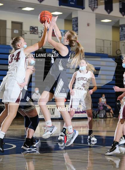 Thumbnail 3 in Bemidji vs. Fergus Falls photogallery.