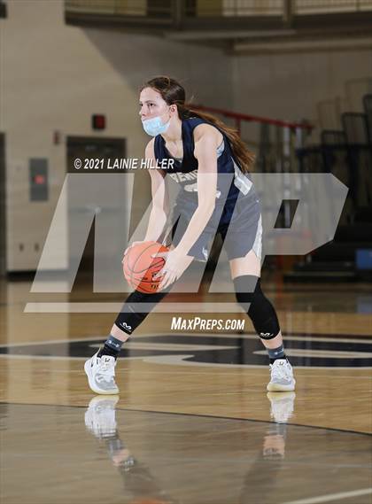 Thumbnail 1 in Bemidji vs. Fergus Falls photogallery.