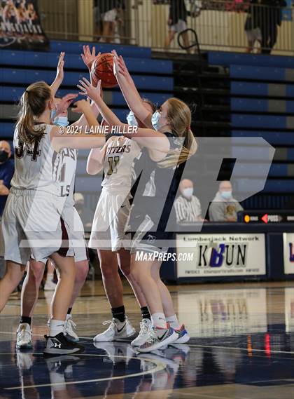 Thumbnail 2 in Bemidji vs. Fergus Falls photogallery.