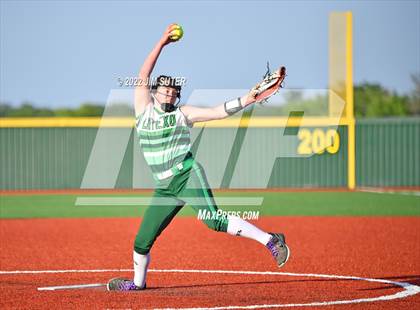 Thumbnail 3 in Thorndale vs Latexo (UIL 2A Regional Quarterfinal) photogallery.