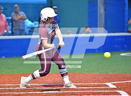 Thumbnail 2 in Thorndale vs Latexo (UIL 2A Regional Quarterfinal) photogallery.