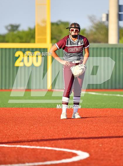 Thumbnail 2 in Thorndale vs Latexo (UIL 2A Regional Quarterfinal) photogallery.