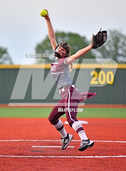 Thumbnail 1 in Thorndale vs Latexo (UIL 2A Regional Quarterfinal) photogallery.