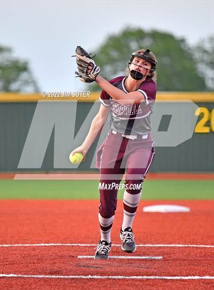 Thumbnail 2 in Thorndale vs Latexo (UIL 2A Regional Quarterfinal) photogallery.