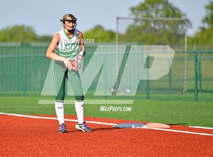 Thumbnail 2 in Thorndale vs Latexo (UIL 2A Regional Quarterfinal) photogallery.